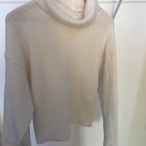 White cropped Turtleneck sweater with some pilling